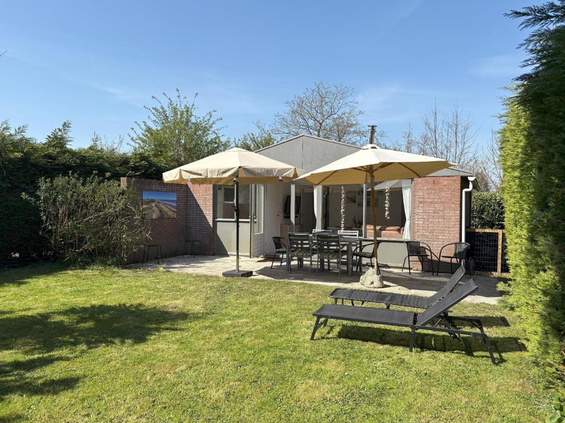 Gemuetliches, Helles Ferienhaus Mit Privatem Garten In Gepflegtem Ferienpark Warmenhuizen Exteriér fotografie